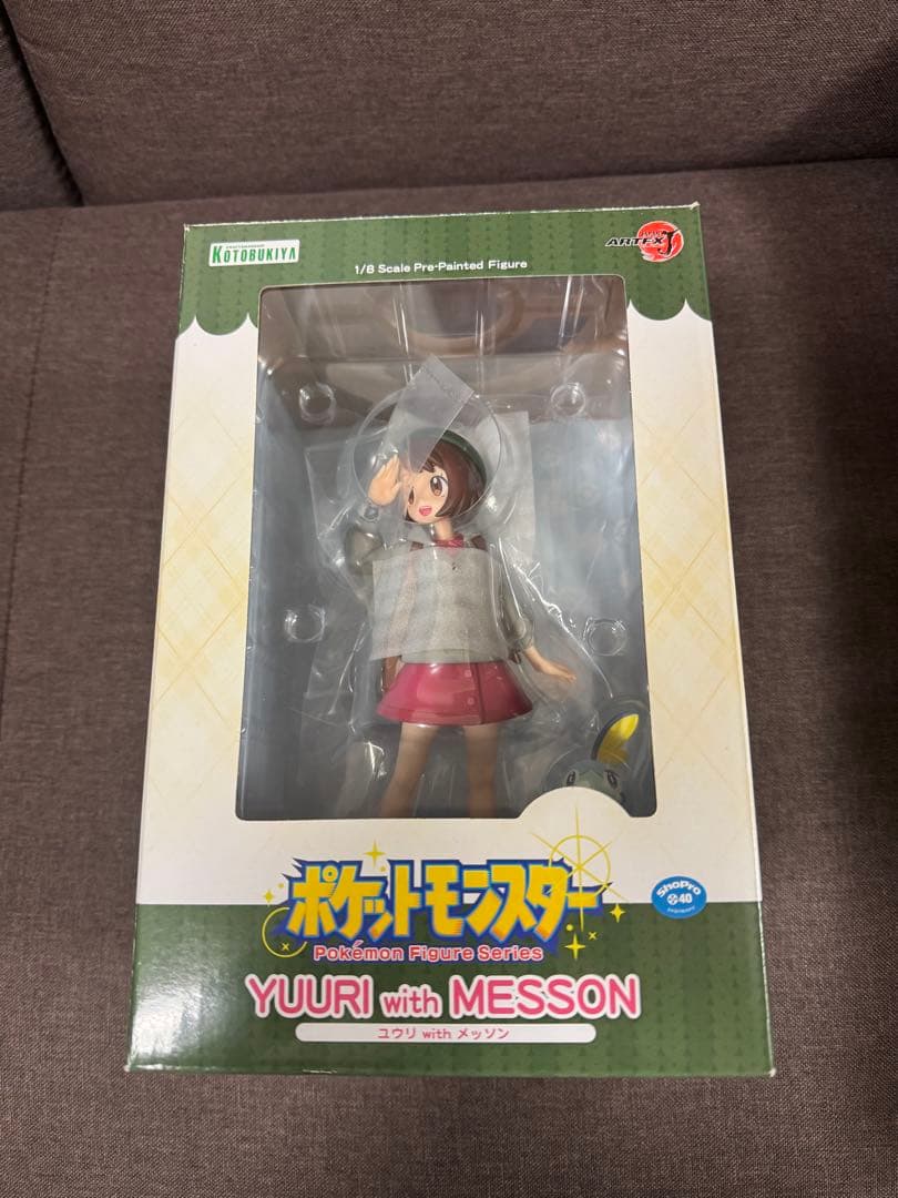 ポケモン フィギュア ユウリwith メッソン1/8 色紙 ポケモン ユウリ withメッソン フィギュア 色紙付き ポケモン ユウリ