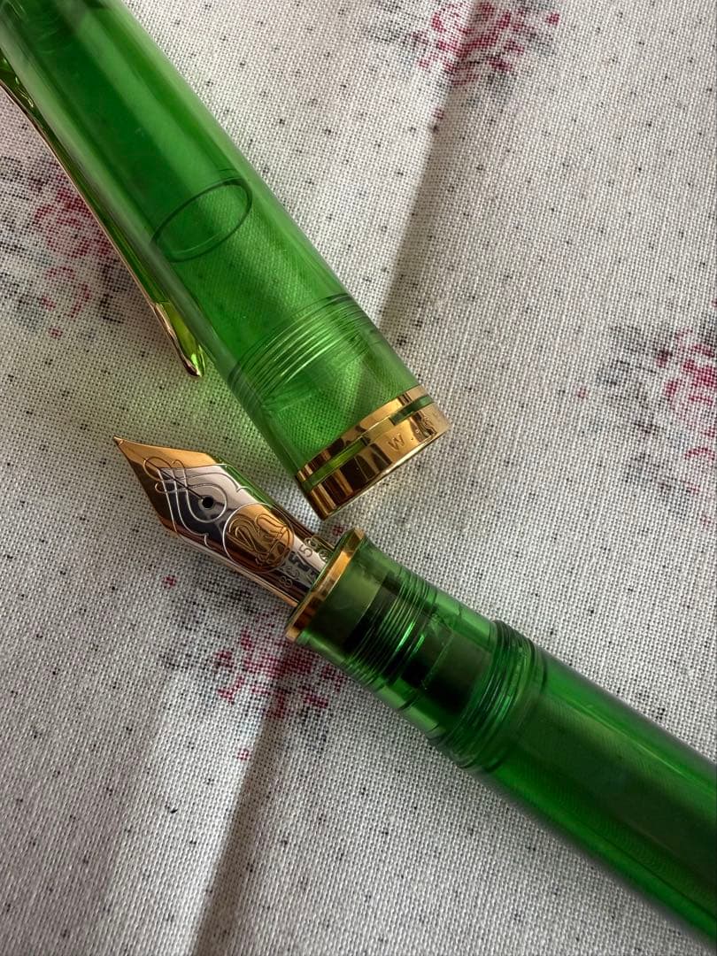 ペリカン万年筆M800、初期型グリーン透明、W-Germ any製 ペリカン