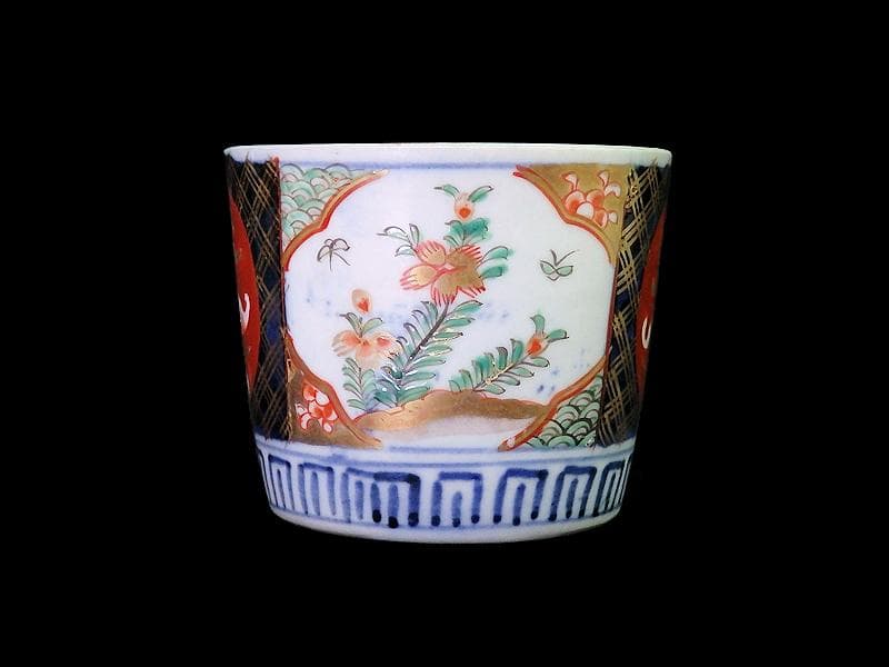 古伊万里 色絵 花に蝶の図 蕎麦猪口 B096AS-CSs - メルカリ