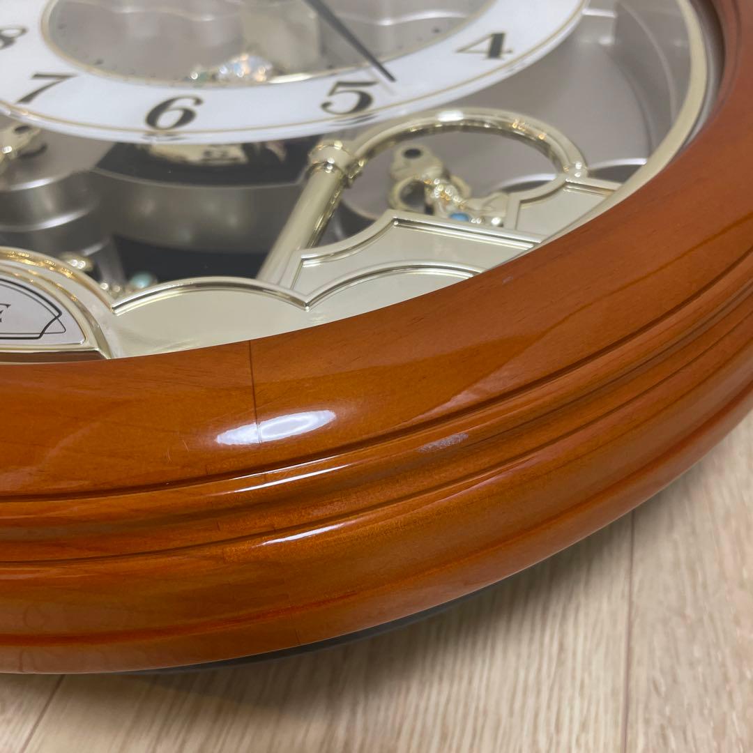 RHYTHMのスモールワールドからくり時計