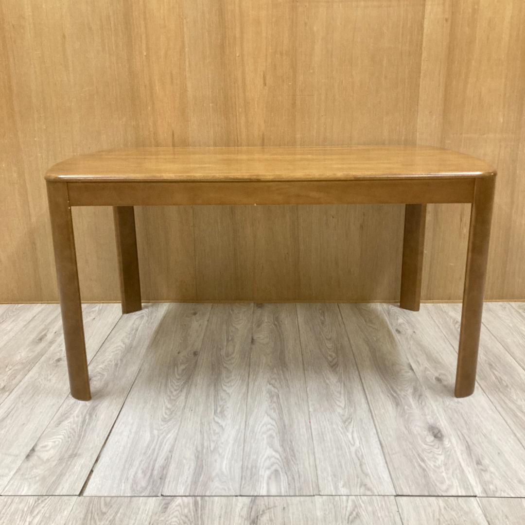 【カリモク】ダイニングテーブル　食卓テーブル