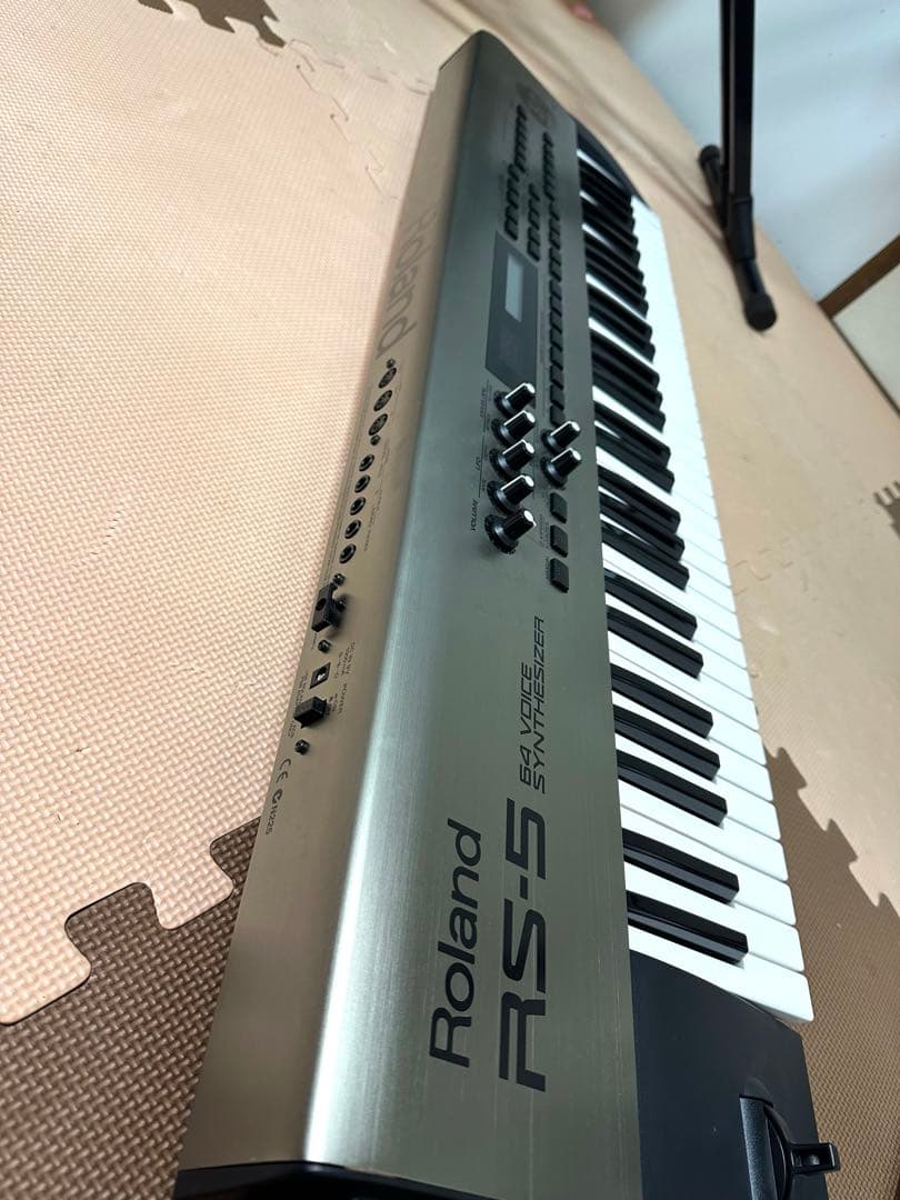 1-2////Roland RS-5 シンセサイザー