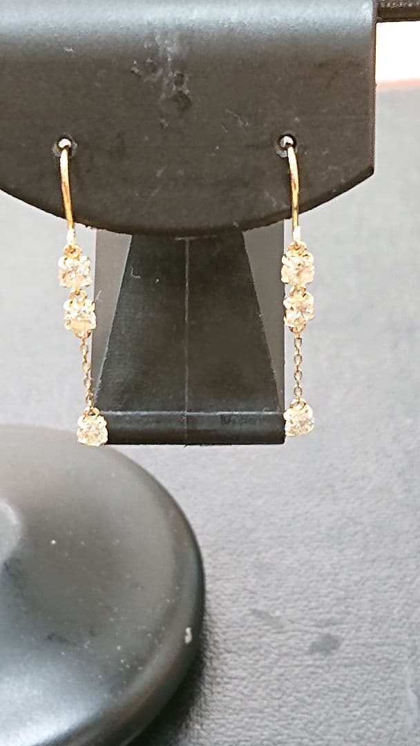 K18WG ホワイトゴールド 3連ピアス フープピアス ダイヤモンドピアス