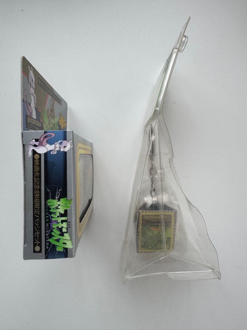 絶版】ポケモンスタンプバッジ 切手風 ピカチュウ、ミュウ他 まとめ売り