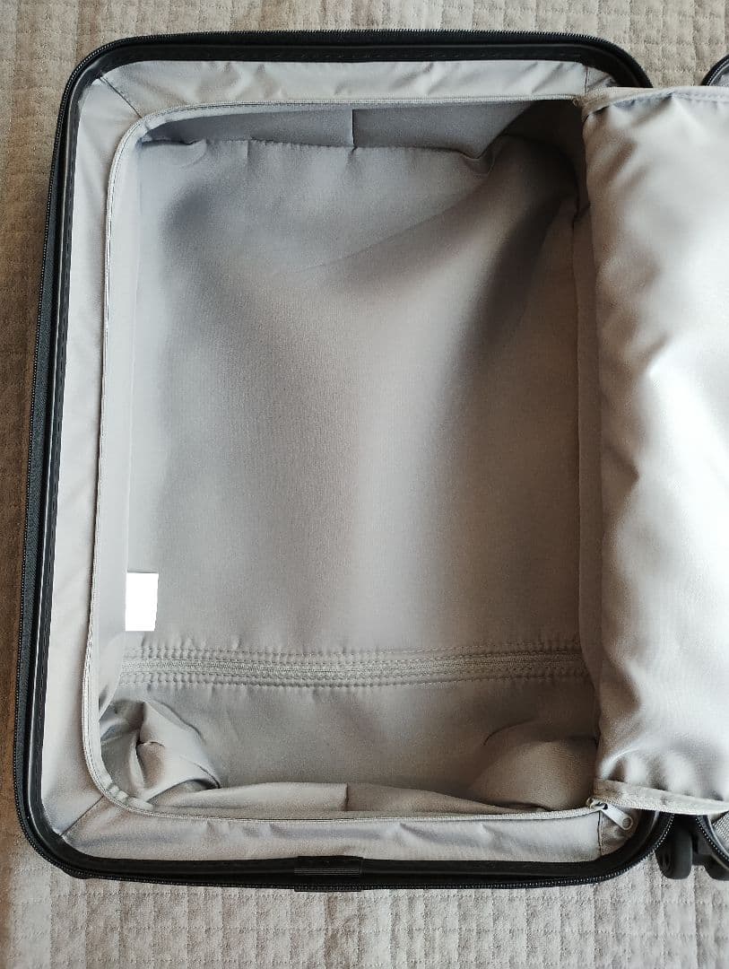 □美品 無印 キャリーケース 36L 機内持ち込み可能 タイヤロック機能付