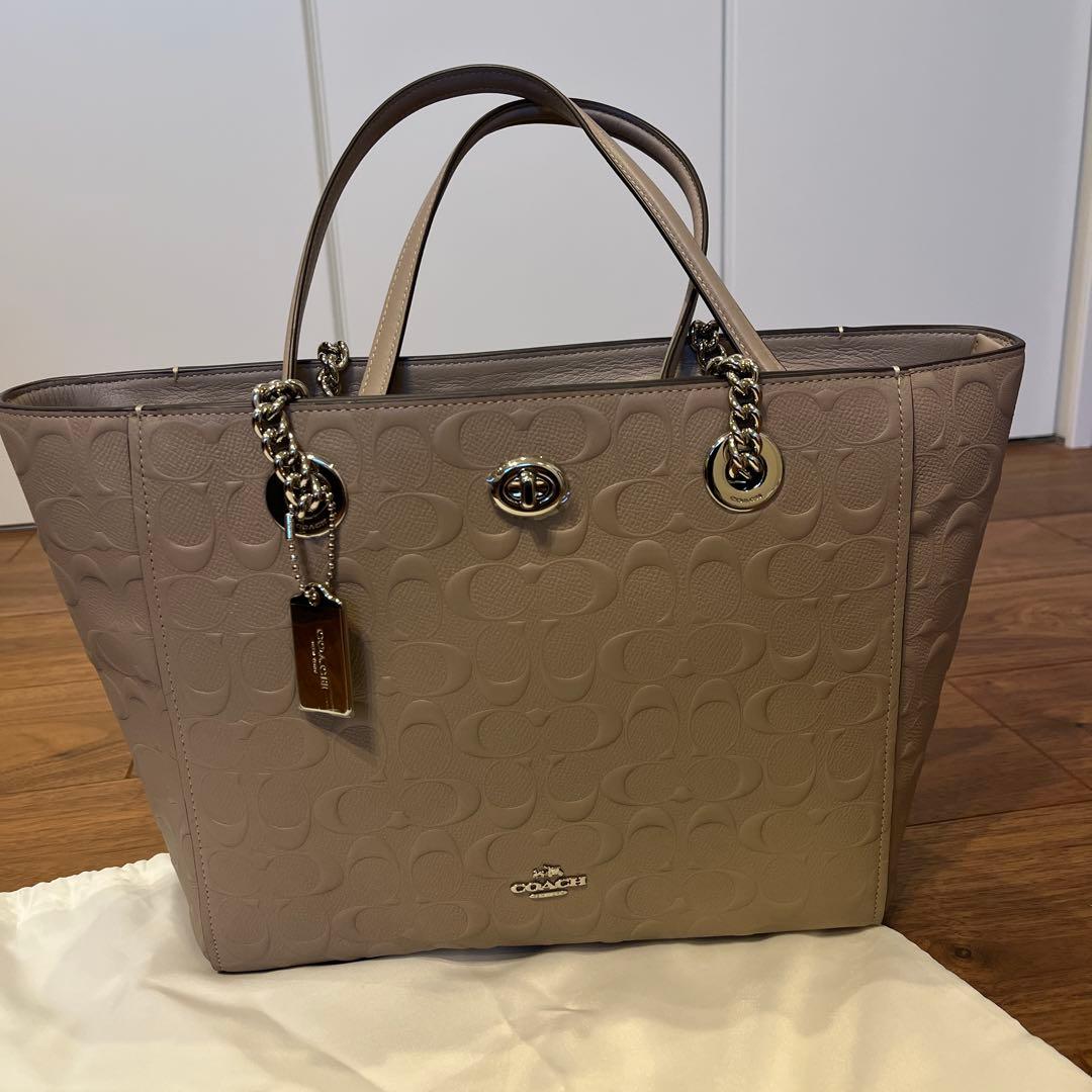 ハワイで購入】新品COACH エンボス加工 ベージュトートバッグ