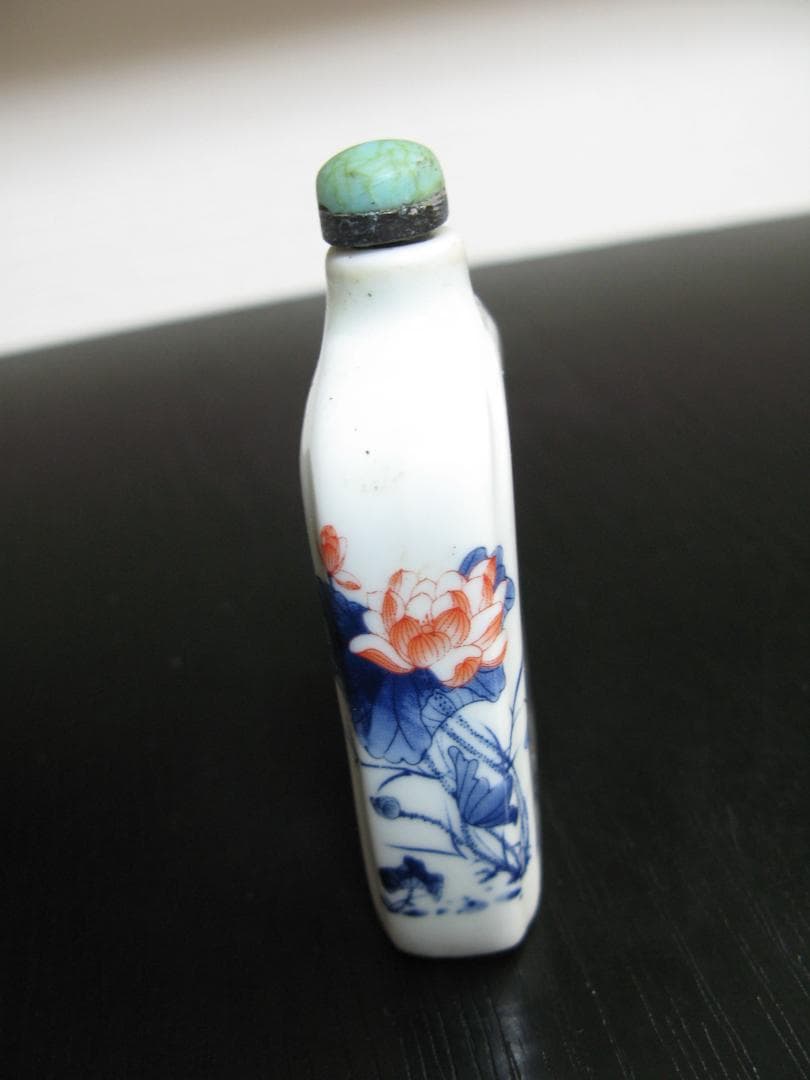 青花鼻煙壺 乾隆年制 ビエンコ アンティーク 香水 中国美術 清朝