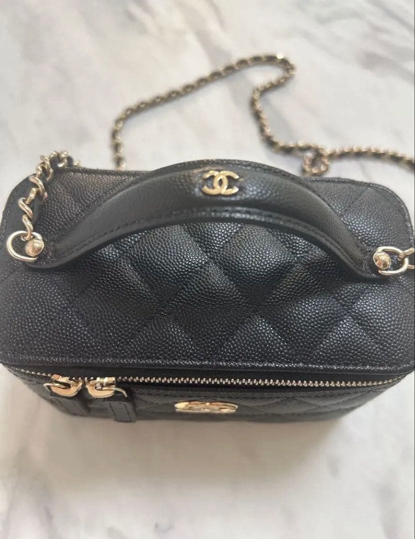 CHANELバッグ　極美品