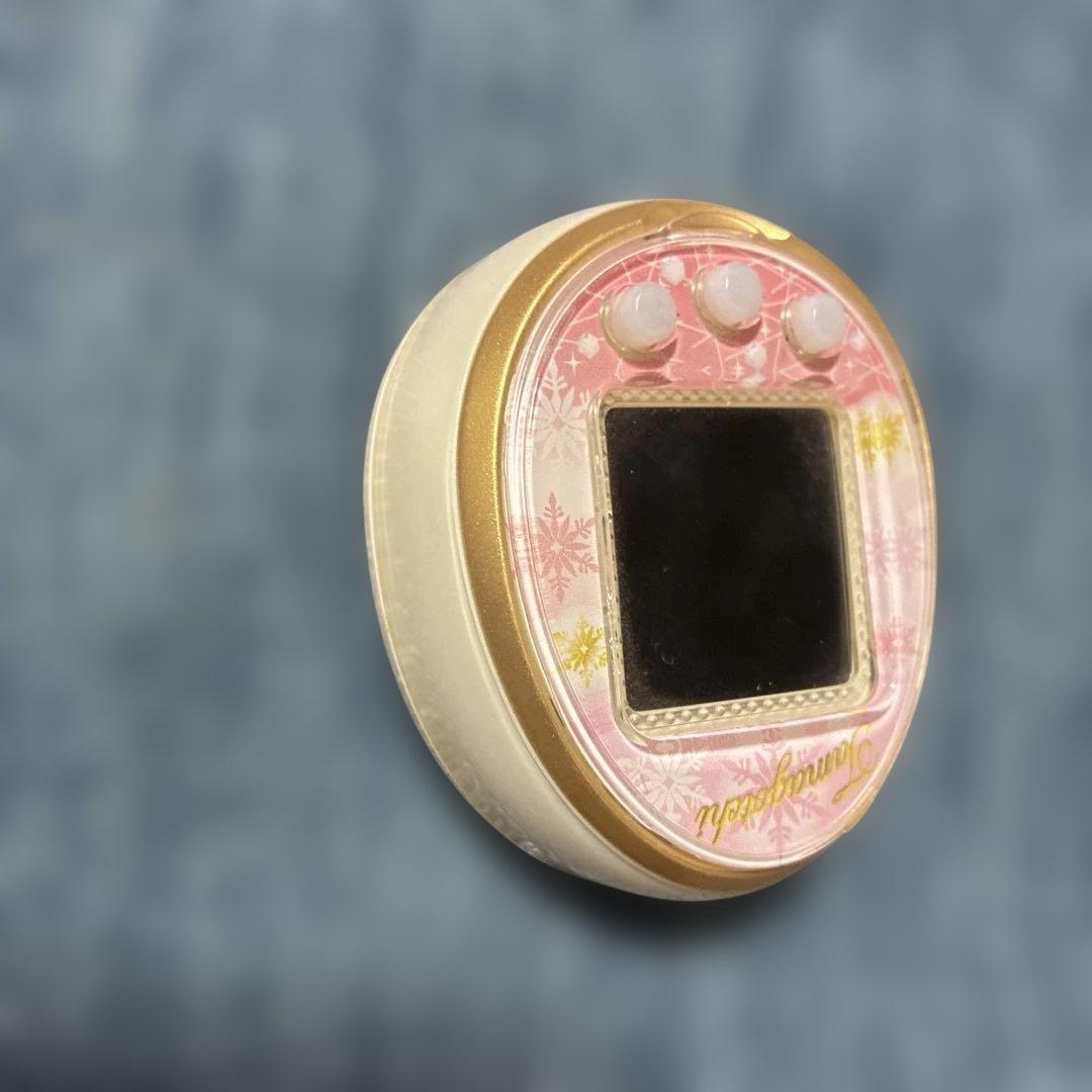 たまごっち TAMAGOTCHI 4U ホワイト 白　ピンクスノー