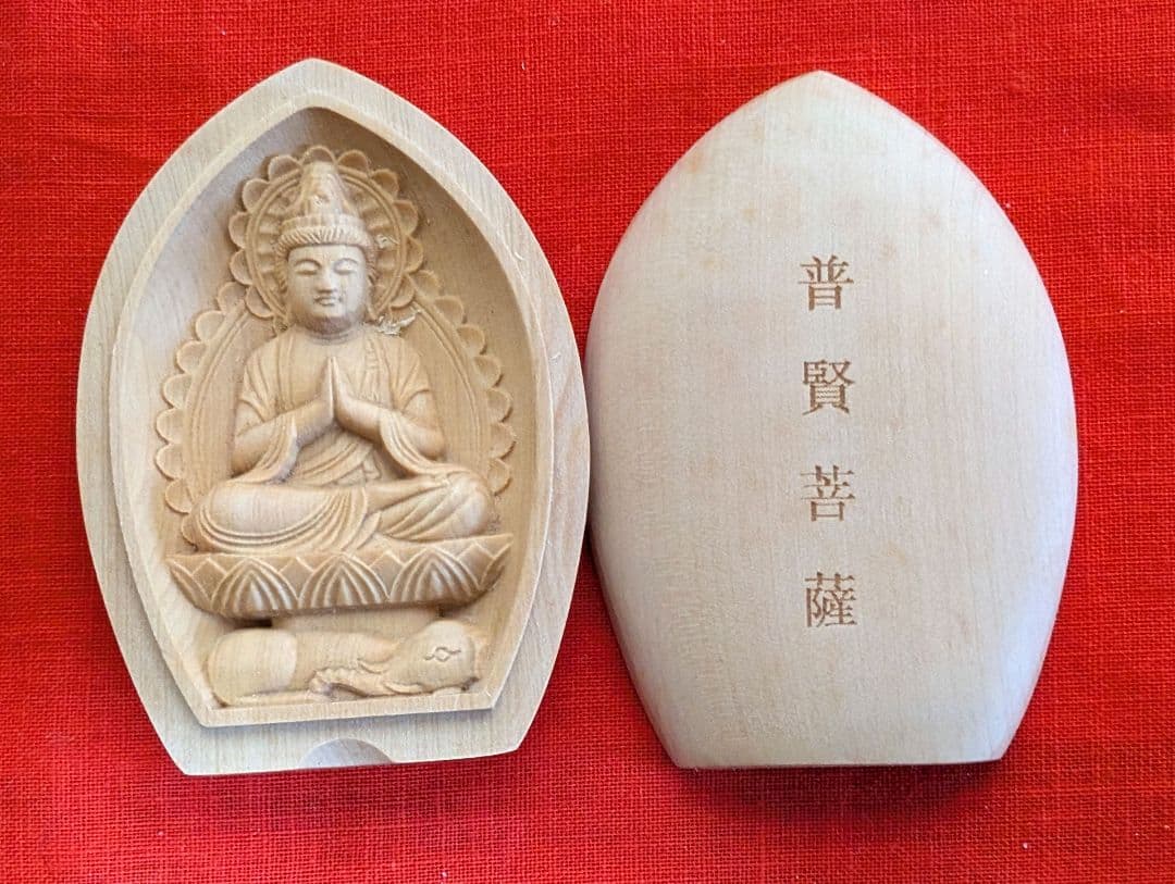 木彫り 菩薩 如来 明王 工芸品 オブジェ 骨董品 アンティーク レトロ