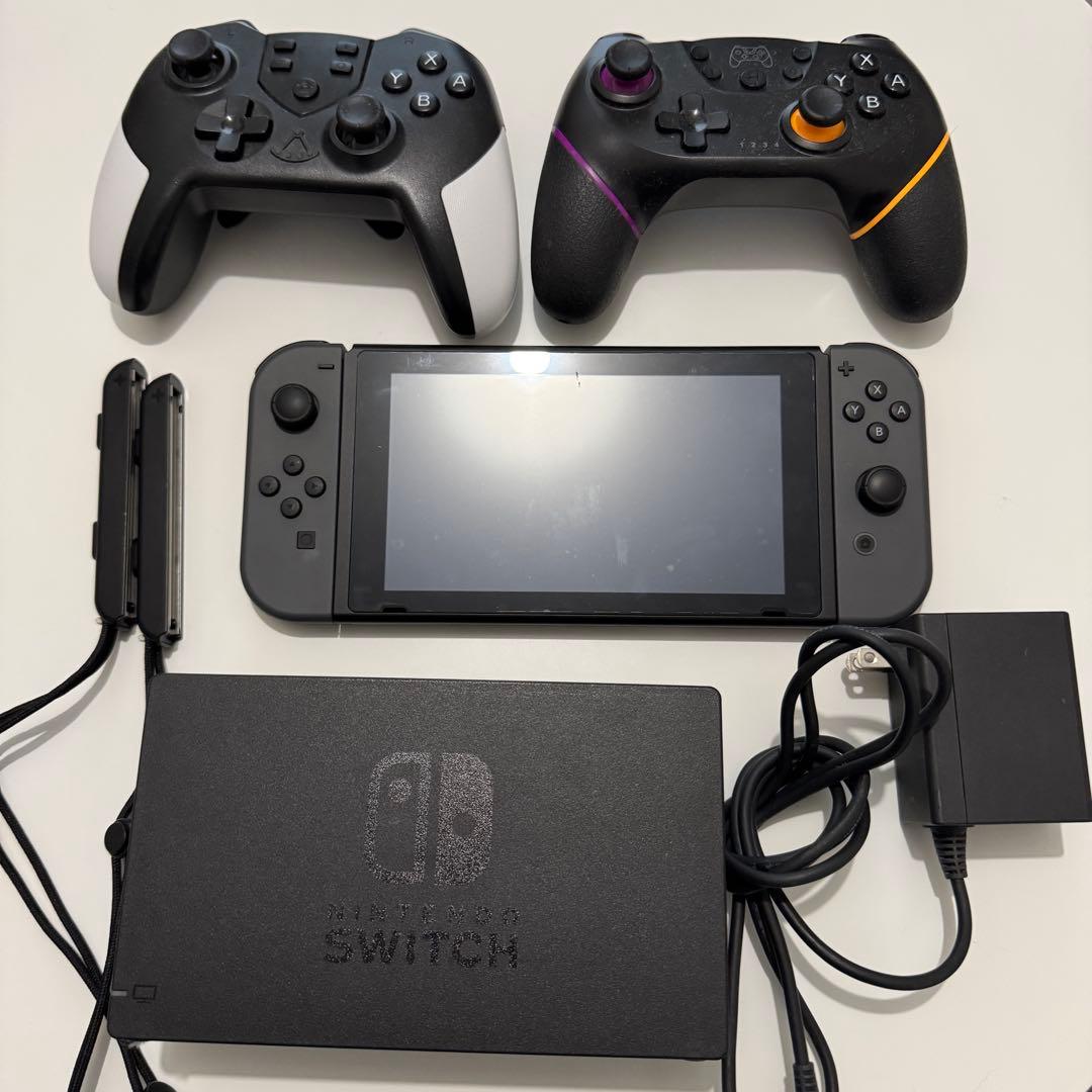 Nintendo Switch本体グレー（付属品すべて◎）ケース＋コントローラー