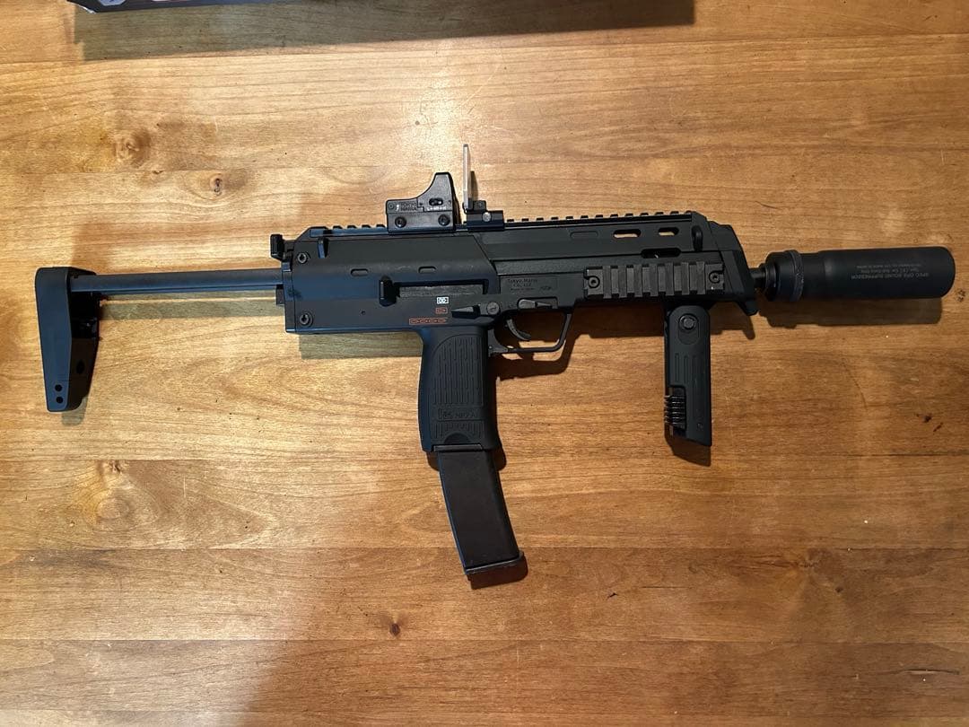 東京マルイ MP7A1ガスブローバック カスタム ドットサイト