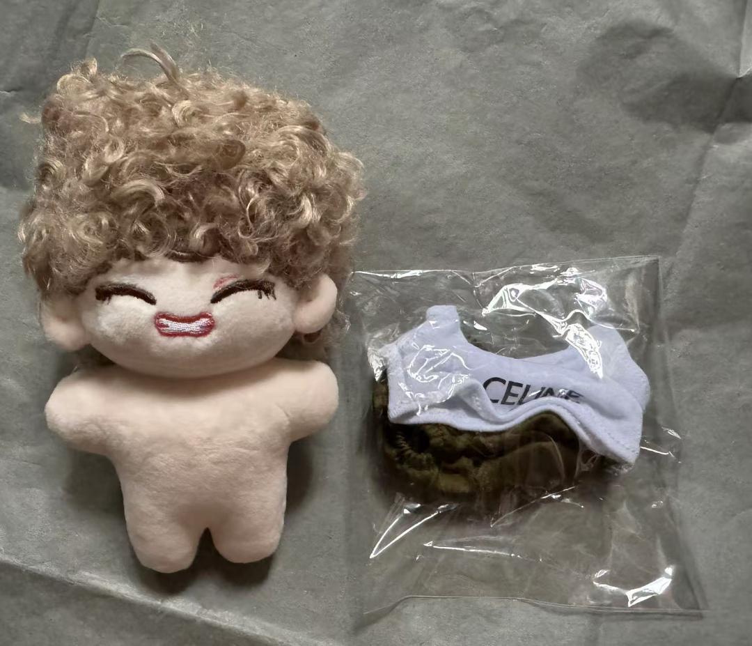 テテ テヒョン 10cm ぬいぐるみ 洋服付き BTS BTS テヒョン テテ v