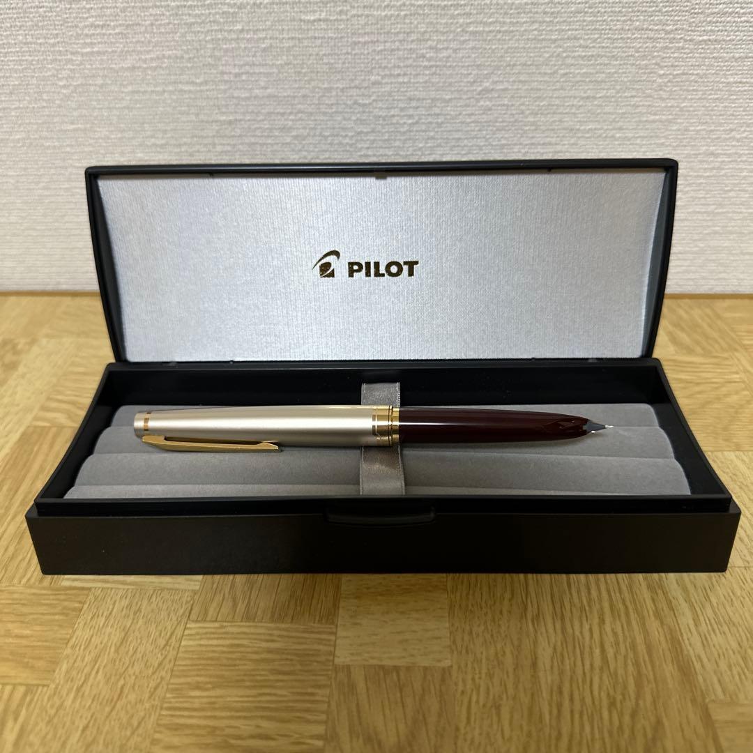 パイロット エリート ディープレッド ペン先 F（細字） 廃盤 インク11