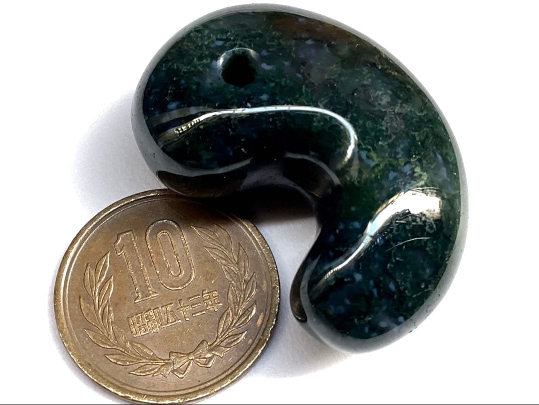 1万個に1個しか無い出雲勾玉‼️花仙山瑪瑙*芯