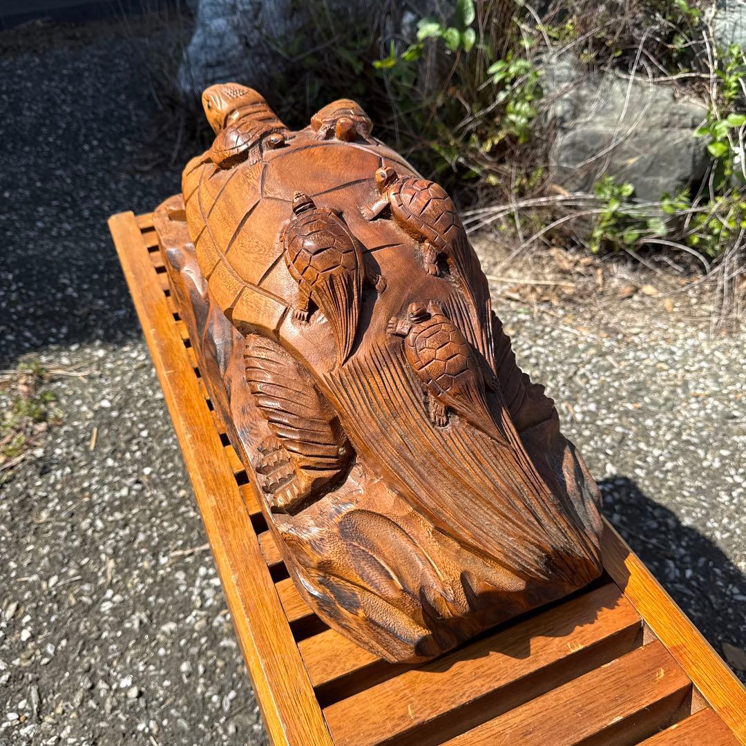 木製亀の彫刻 約30cm