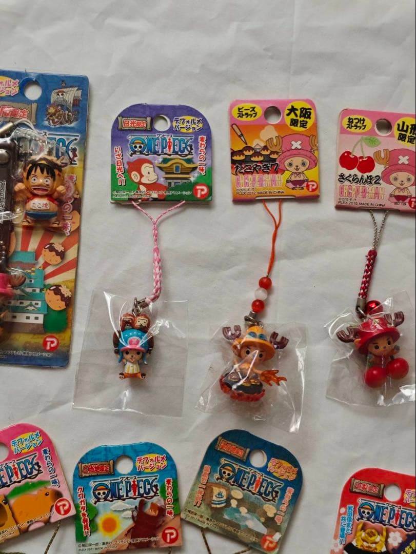 ONE PIECE ワンピース　根付　ご当地ストラップ　マスコット