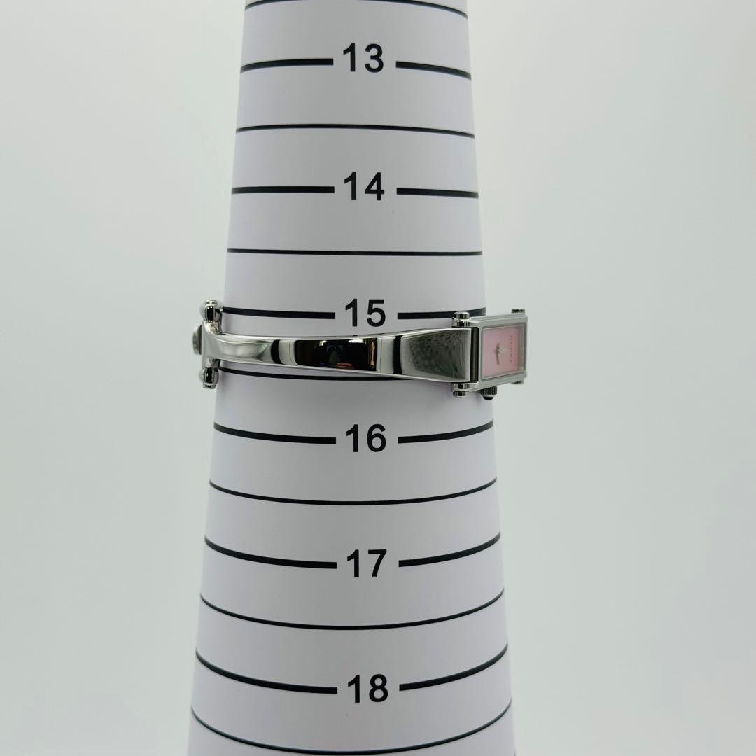 稼働 美品】 GUCCI 1500L シェル文字盤 バングルウォッチ シルバー