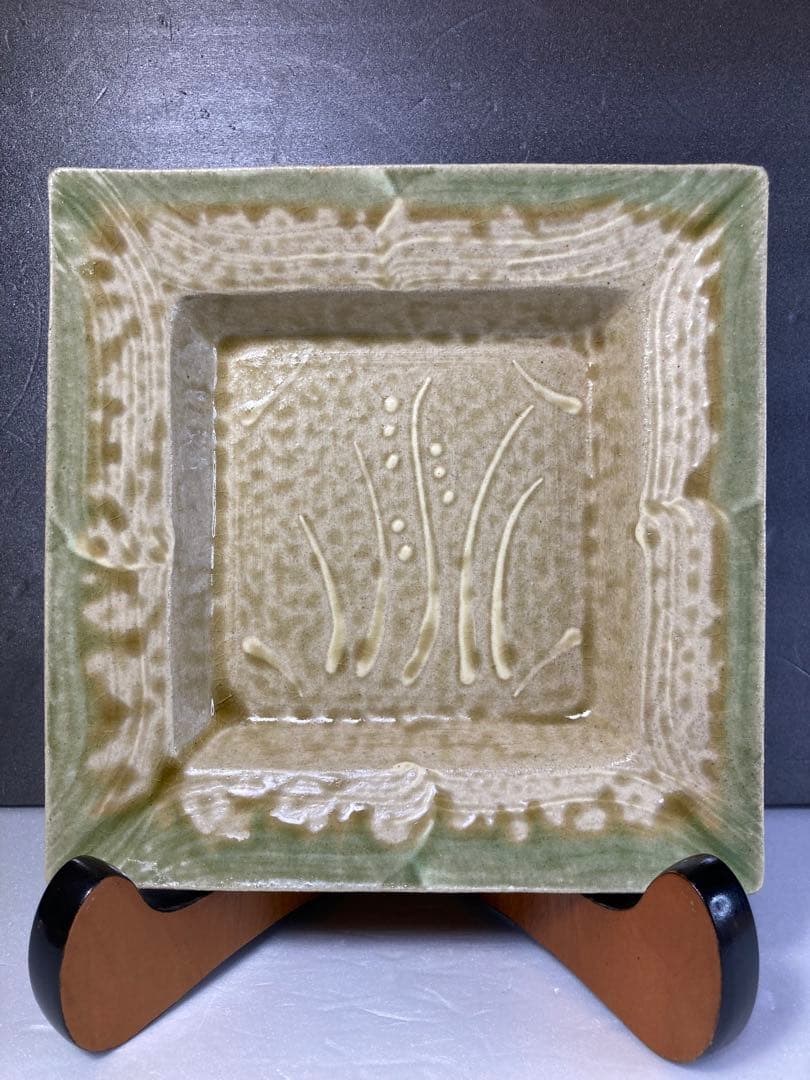 明石庄作 益子焼 刷毛目花紋角皿 濱田庄司に師事 民藝