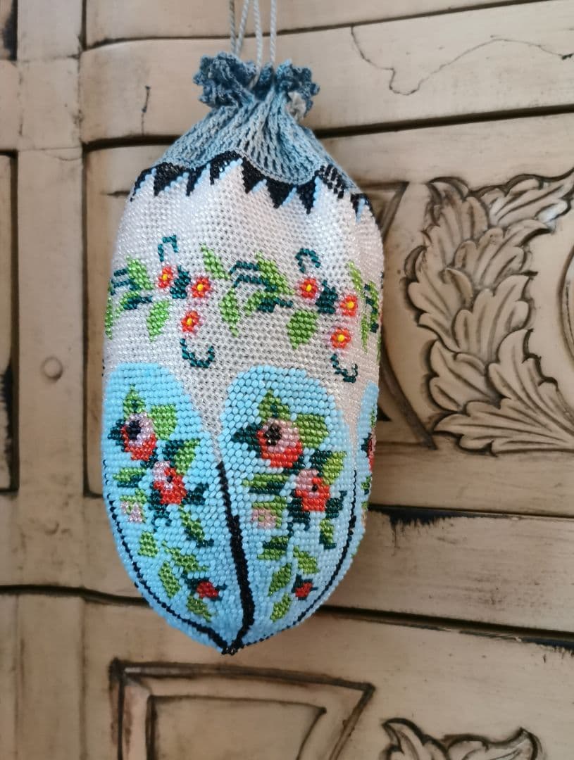 アンティーク マイクロベビービーズ花刺繍レース編巾着バッグ アール