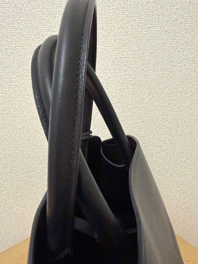 SalvatoreFerragamo hug ガンチーニ スモール ハンドバッグ