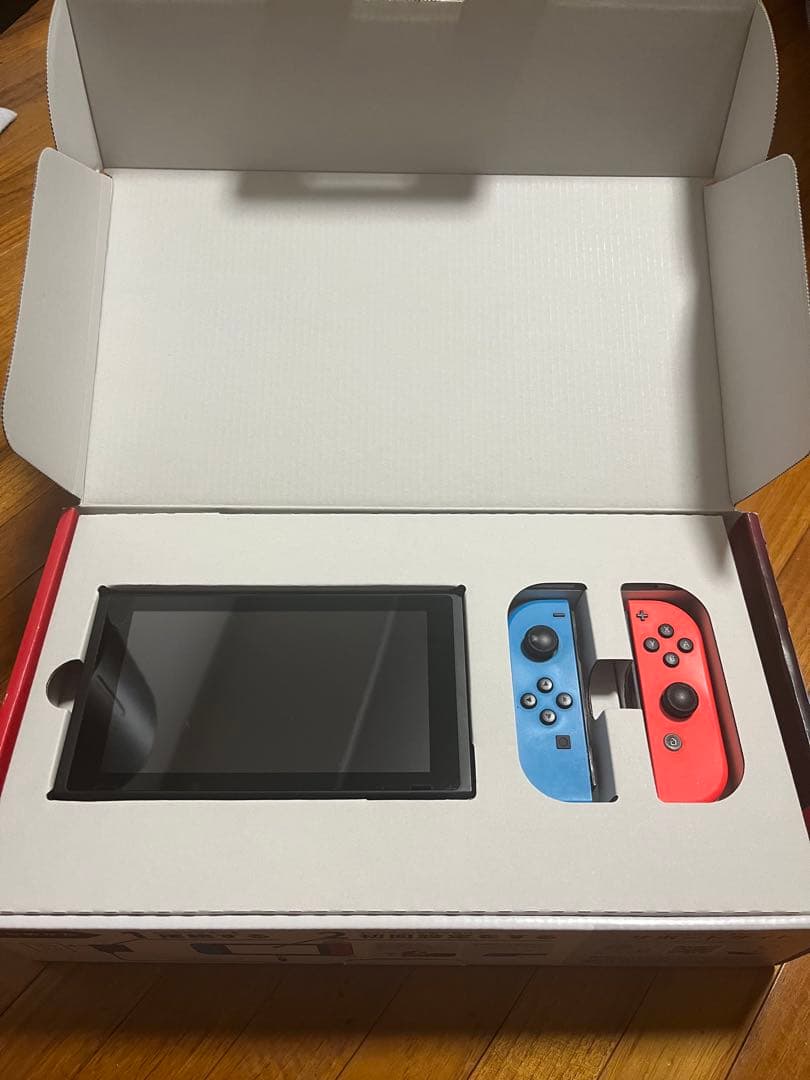 【動作確認済・箱有】Nintendo Switch 本体 青/赤 ストラップ無し