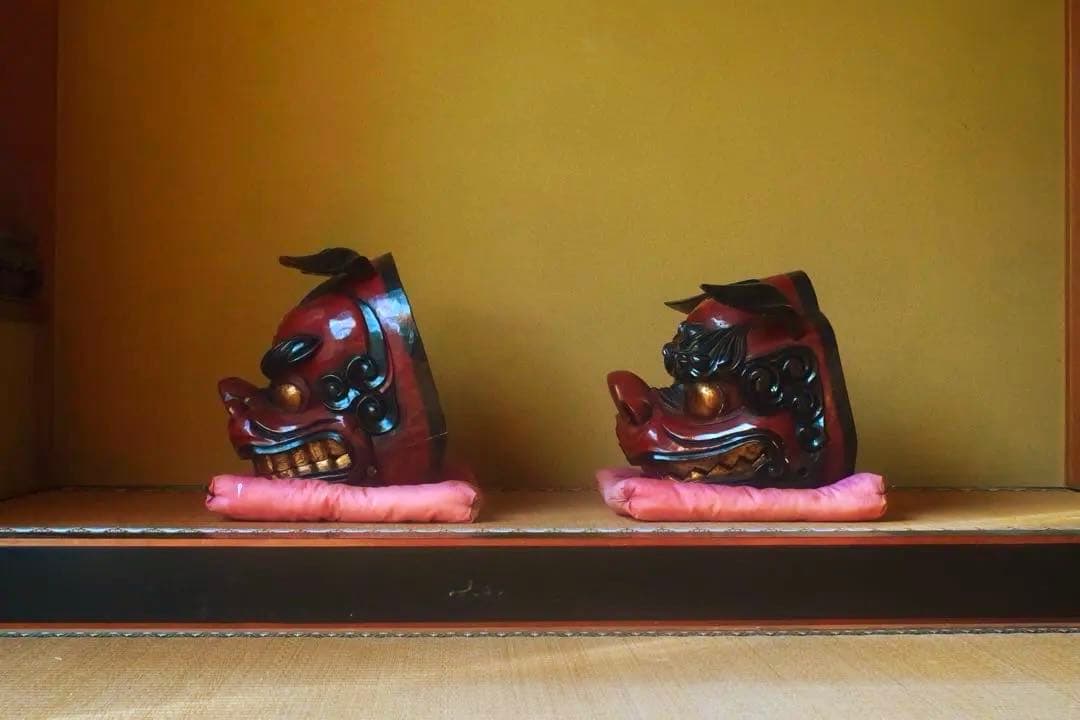 時代物 【一尺獅子頭 雄雌二体セット】 木彫 獅子舞 民藝 骨董品 古道具