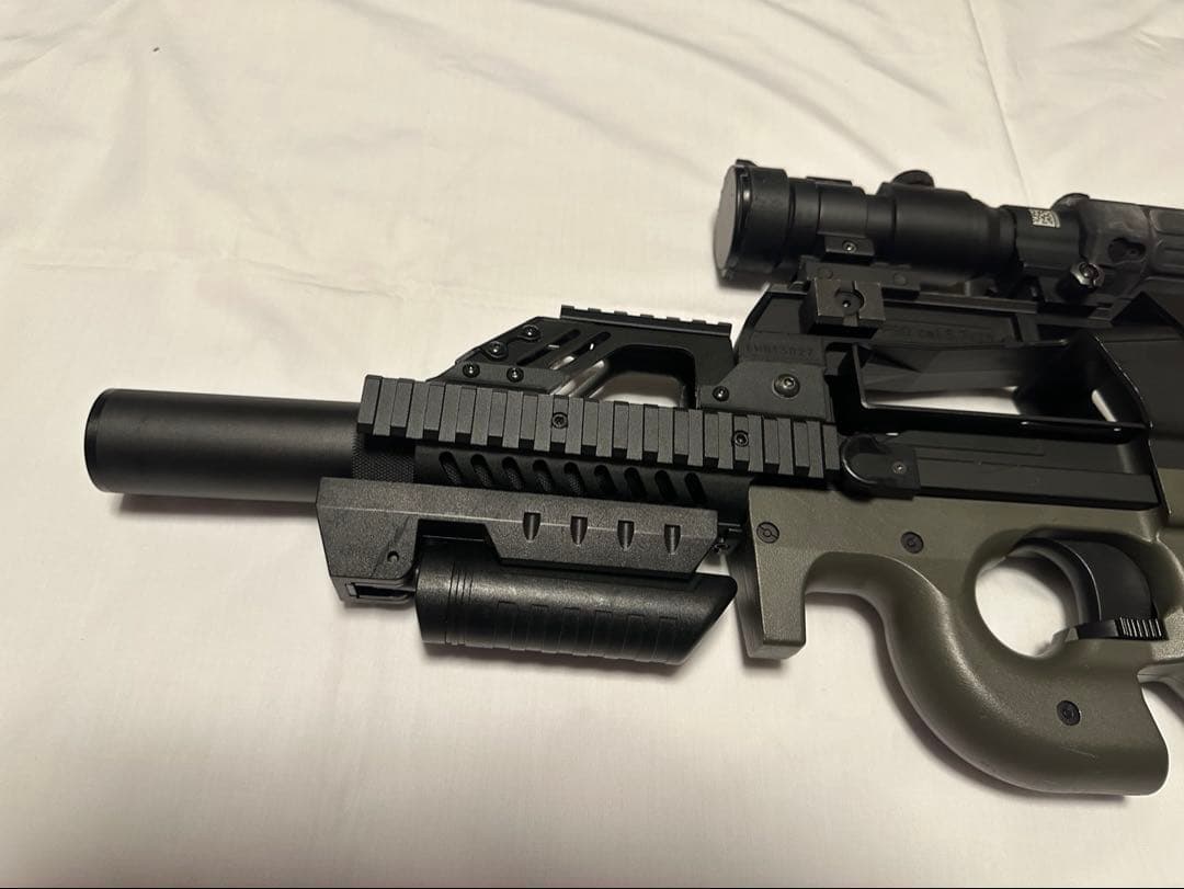 カスタム済】東京マルイ P90 電動ガン エアガン 攻殻機動隊風 - メルカリ