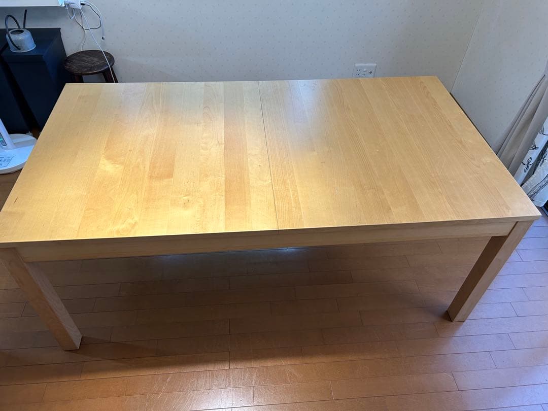 IKEA BJURSTA 大型伸長式テーブル　美品　イケア　スタイリッシュ