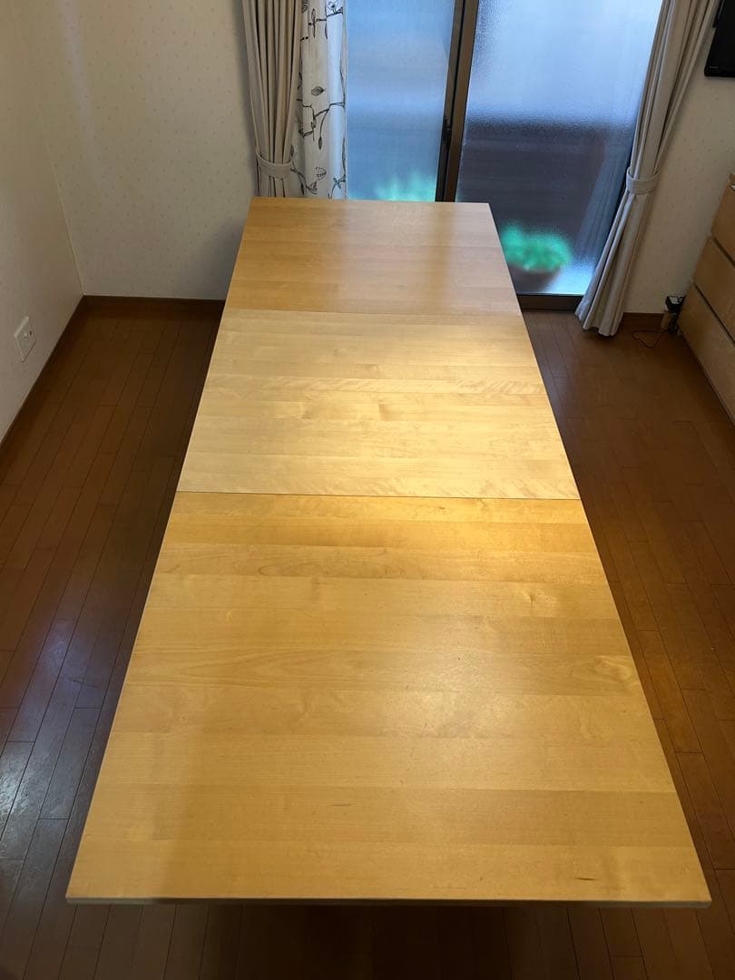IKEA BJURSTA 大型伸長式テーブル　美品　イケア　スタイリッシュ
