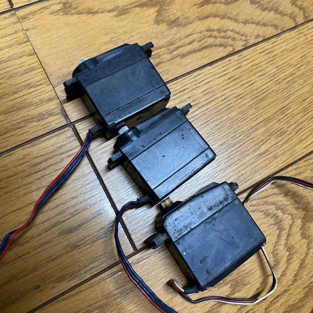 サンワ　フタバ　サーボ