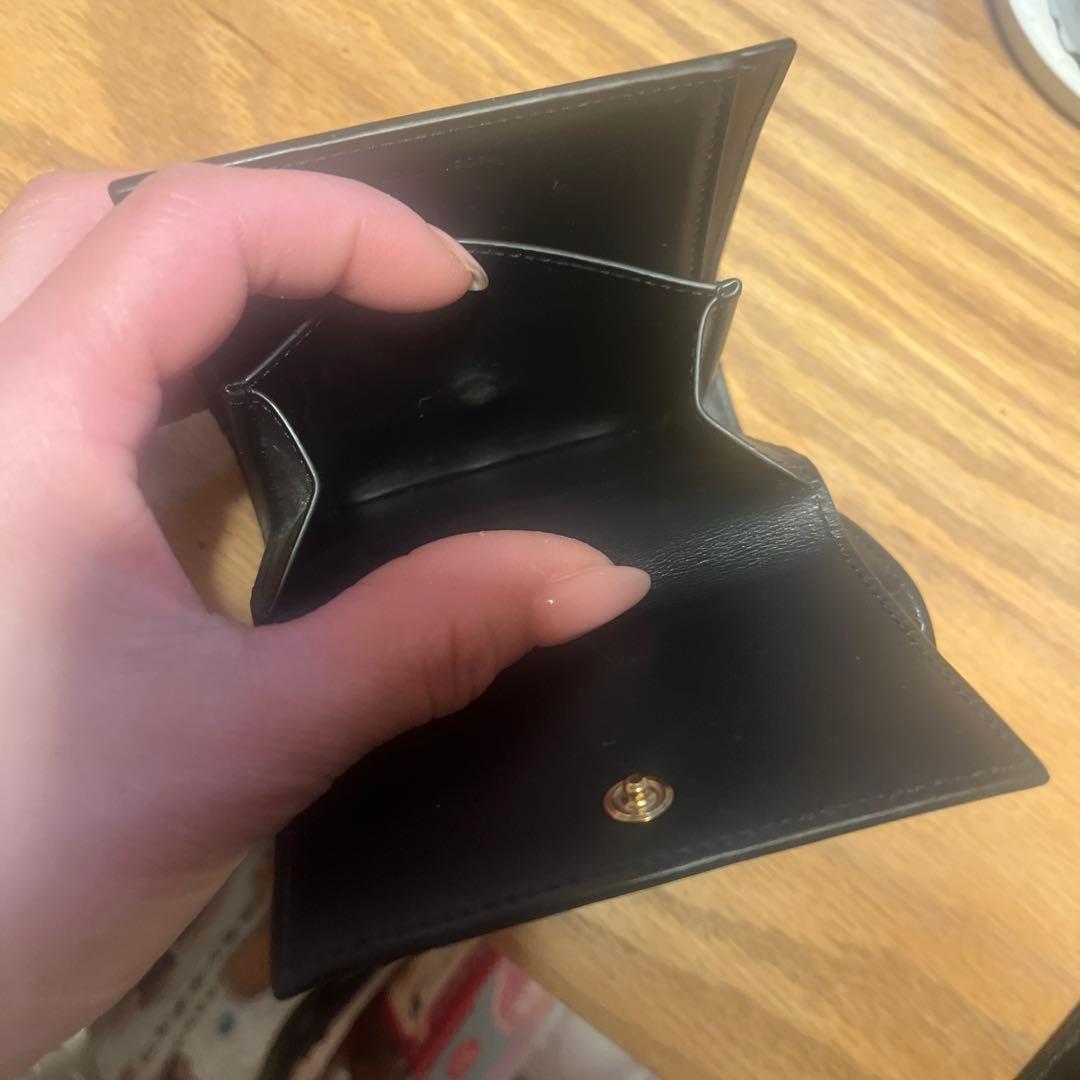 セリーヌ　トリオンフ折り財布