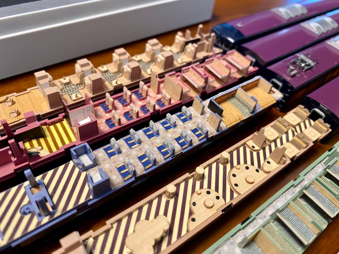 TOMIX 98714 WEST EXPRESS 銀河＋エヌ小屋内装パーツ入