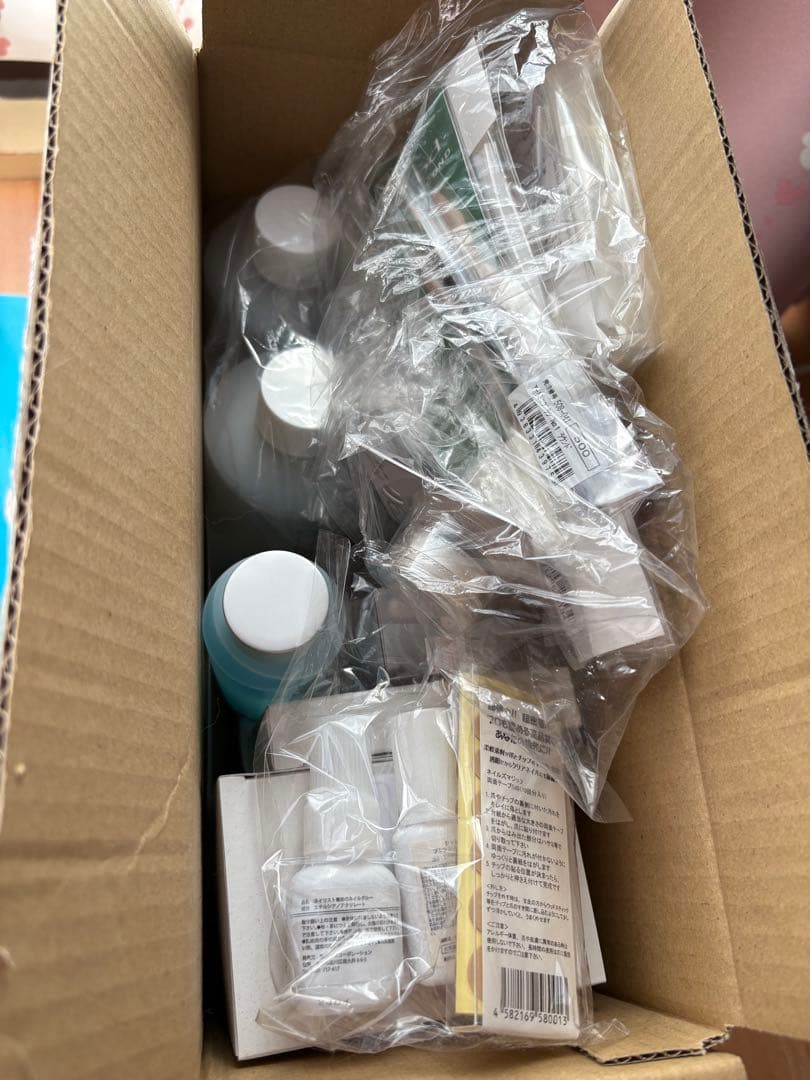 ネイル練習用手と教材セット ユーキャン