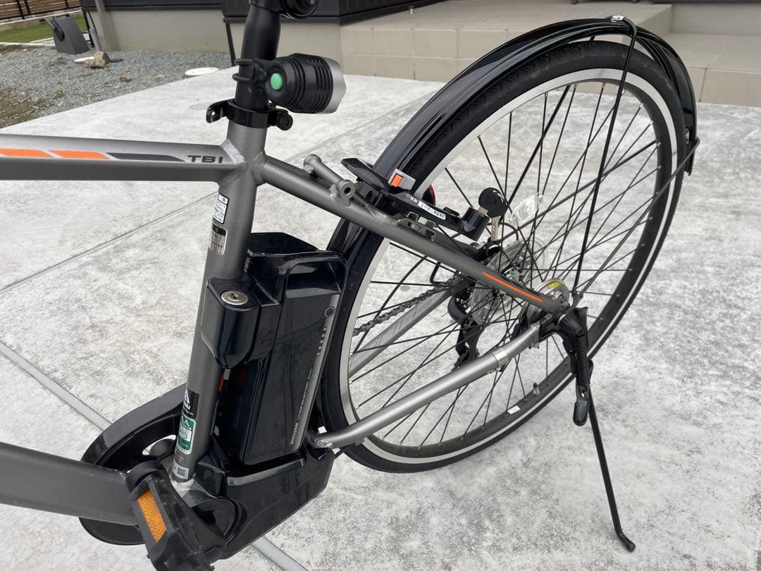 TB1e ブリヂストン TB7B42 マットグレー