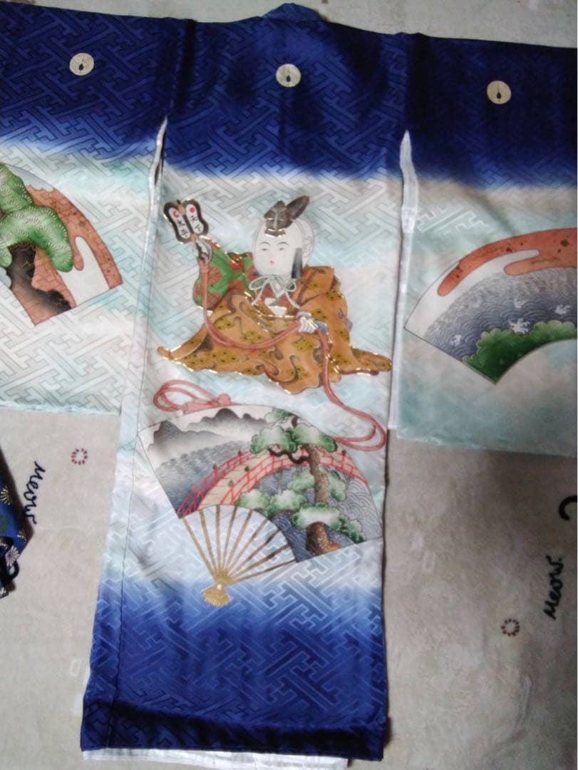 男の子用・3歳から5歳向け・表側正絹・お着物と袴のセットです