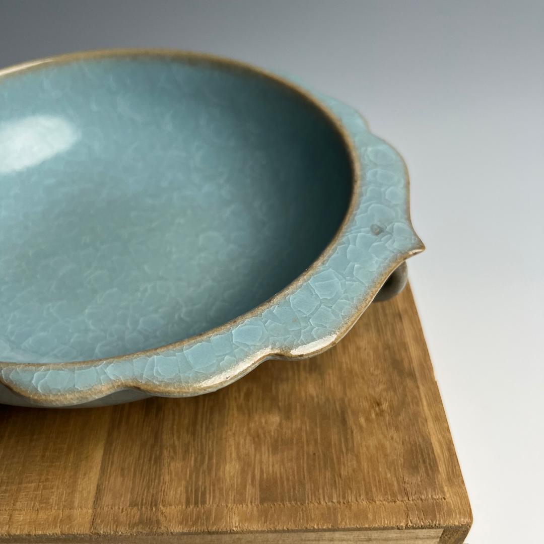 官窯 青磁月白釉板沿単耳洗 紫青 箱付 中国美術 中国古玩