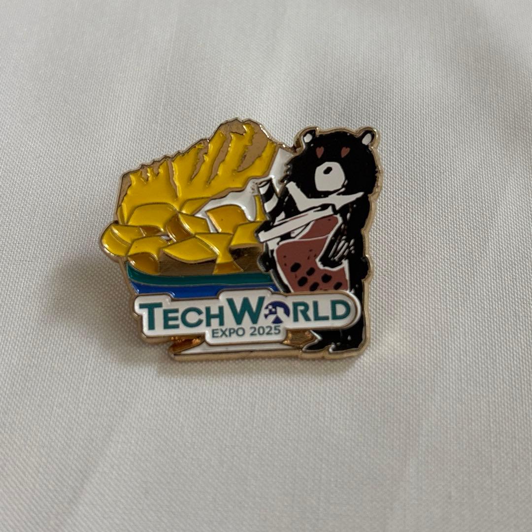 万博 大阪万博 台湾TECH WORLD EXPO 2025 クマ ピンバッジ - メルカリ