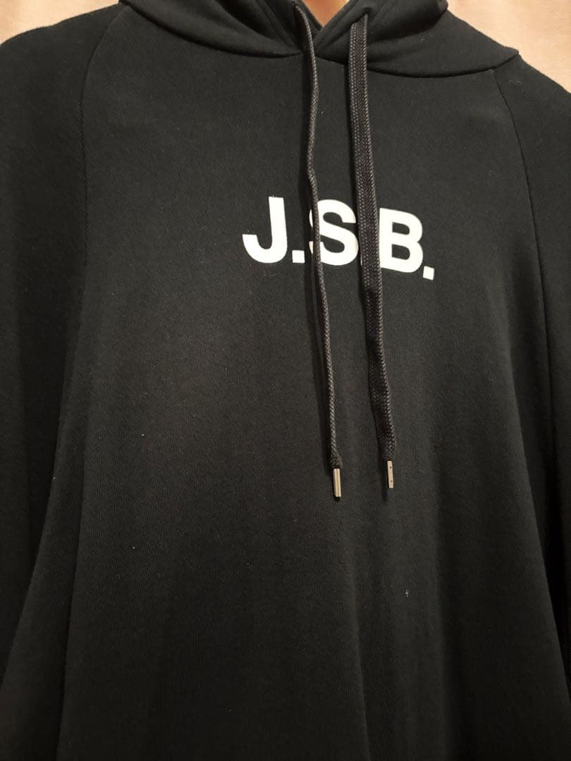 J.S.B. フード付きスウェット ブラック Mサイズ - メルカリ