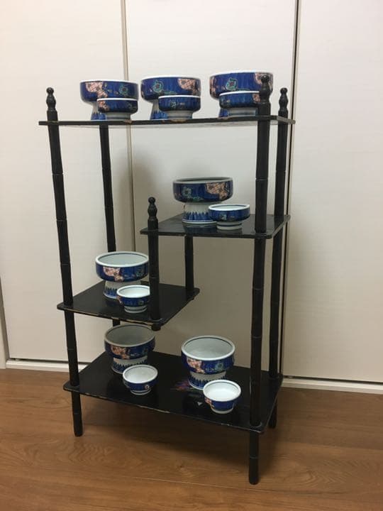 【色絵陶磁器・7組14点】＋飾り棚セット 色絵陶磁器・7組14点】＋飾り棚セット