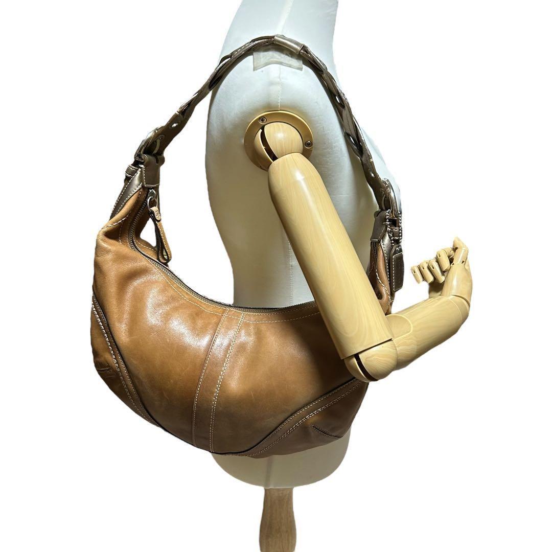 良品 759 コーチ ホーボー ワンショルダーバッグ レザー ブラウン