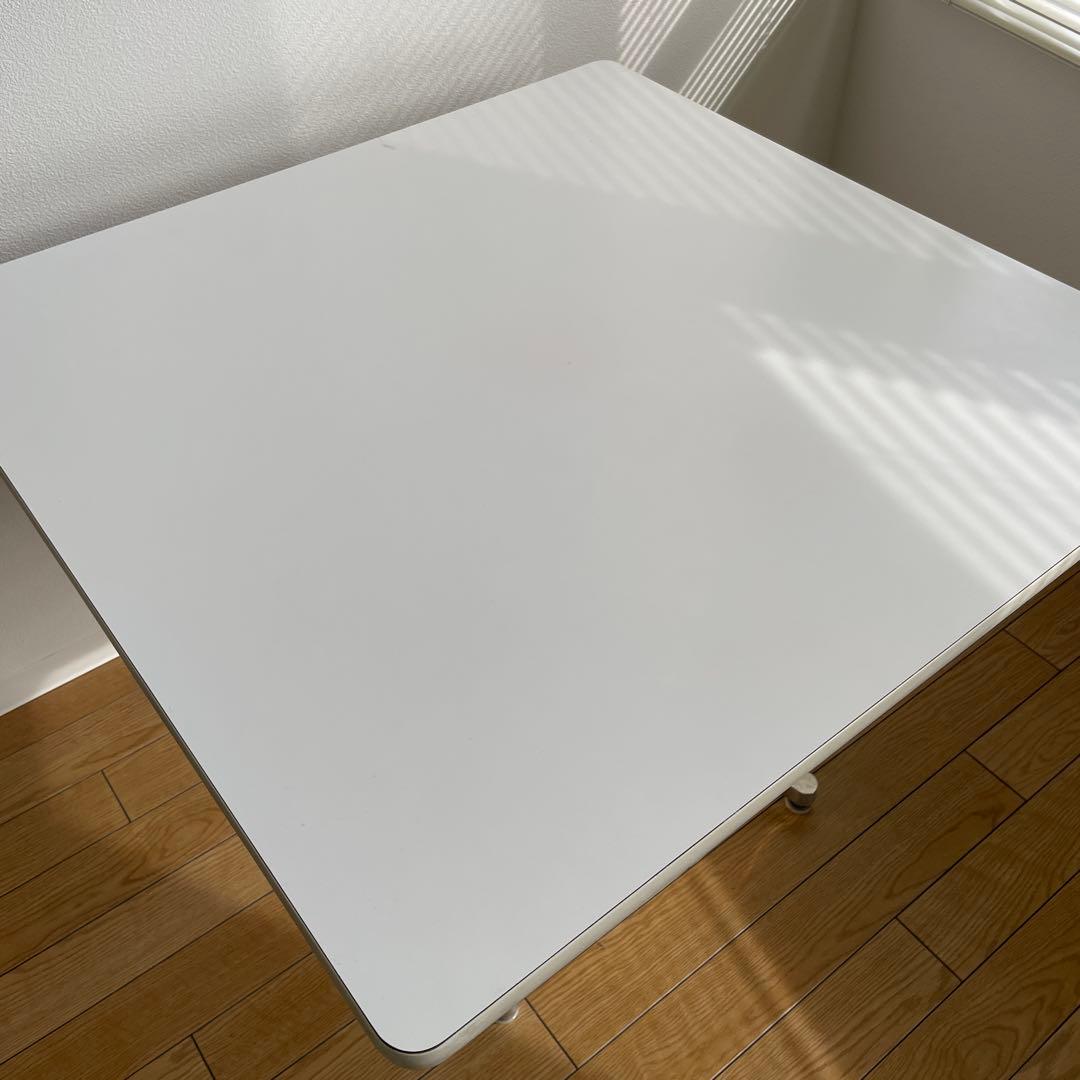 herman miller ダイニングテーブル 正方形 ホワイト
