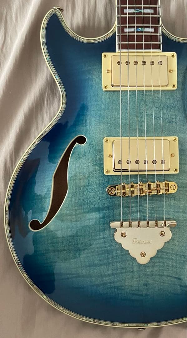 Ibanez AR520HFM-LBB Light Blue Burst