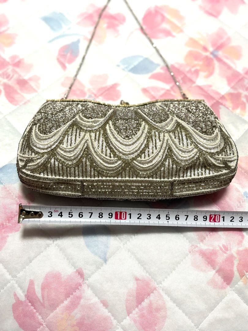 シルバー ビーズ刺繍 クラッチバッグ、パーティバック