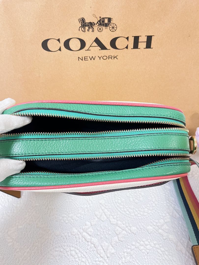 【美品】COACH コーチ ショルダーバッグ カメラバッグ 斜め掛け チャーム付