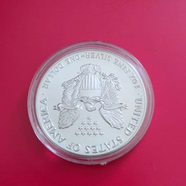 1990年イーグル銀貨1オンスカプセルケース入 - メルカリ