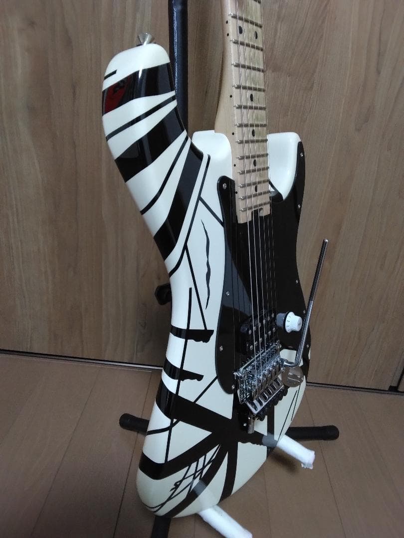 EVH Striped Series 白黒 ＋ 新品Fenderケース