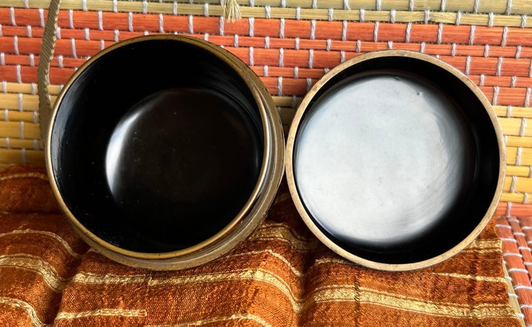 双鶴蒔絵 高さ6.8㎝ 共箱