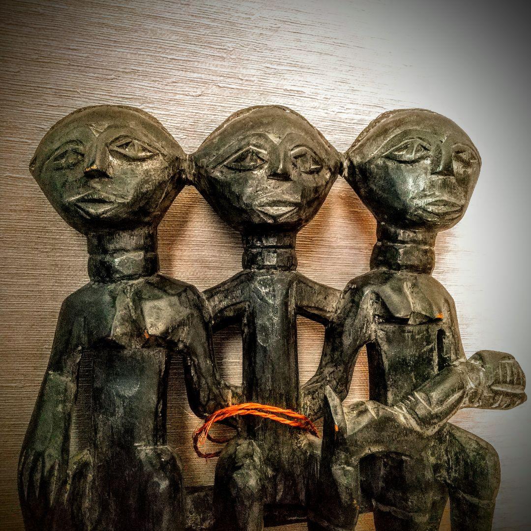 西アフリカ アシャンティ族 櫛 壁掛 Old African Trivalart - メルカリ