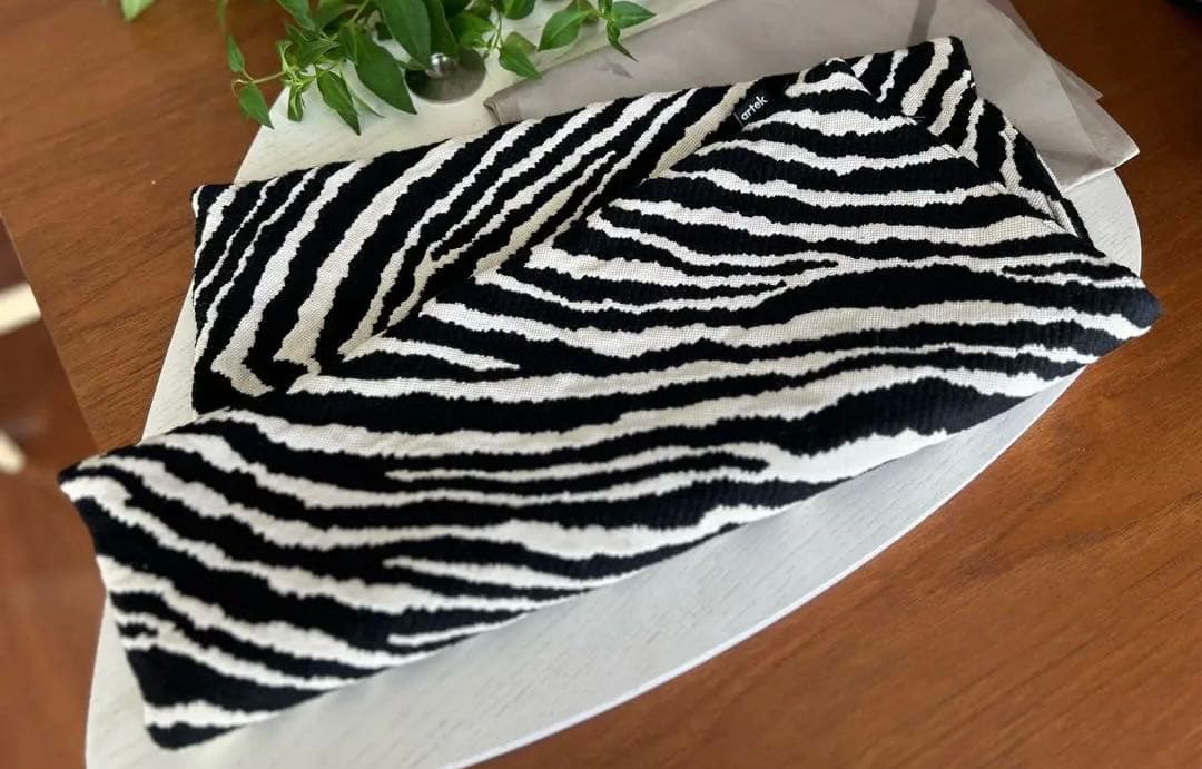 《artek》ゼブラ ウールクッションカバー 【50×50cm】